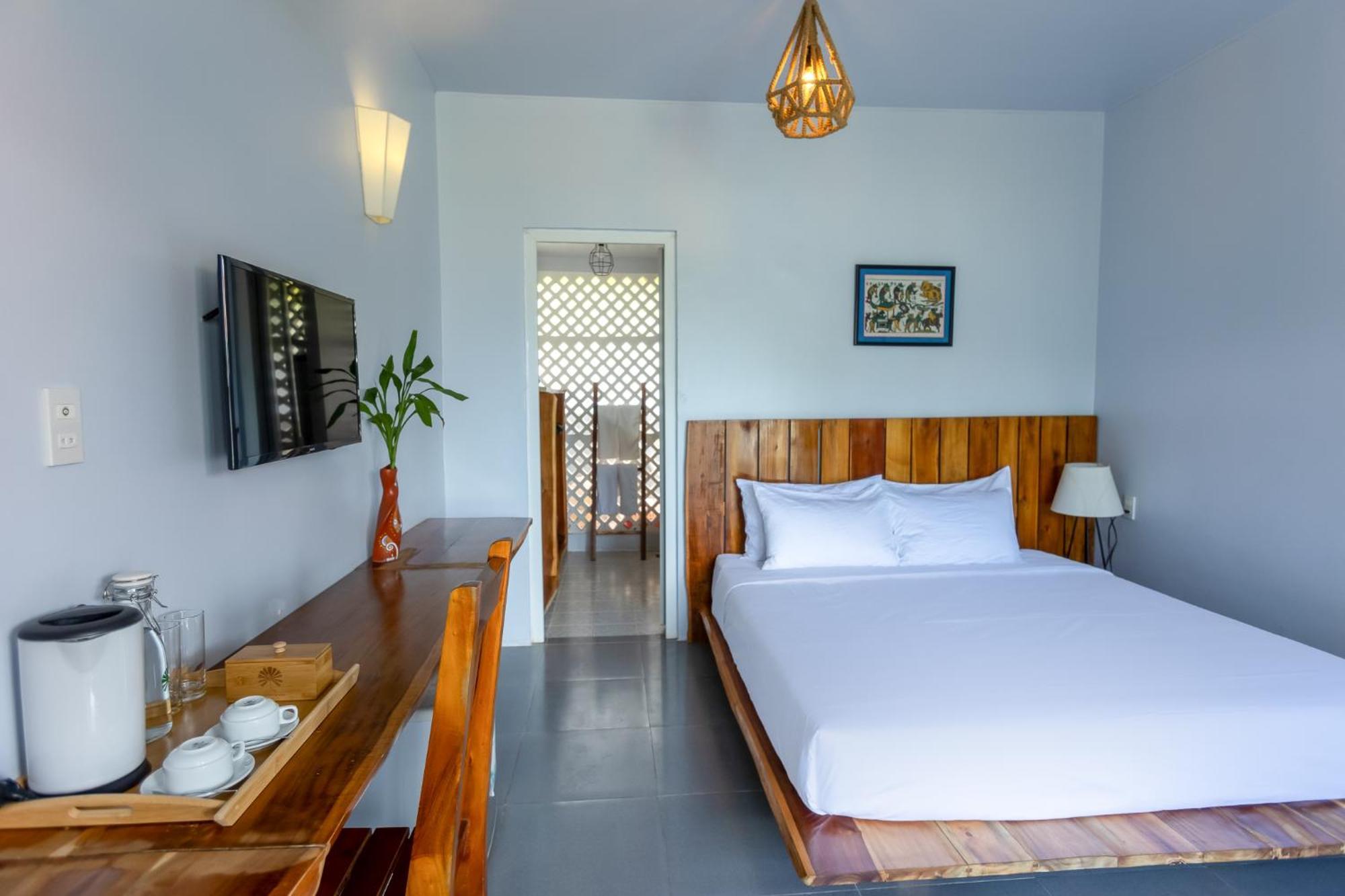 Cosian Bay Resort